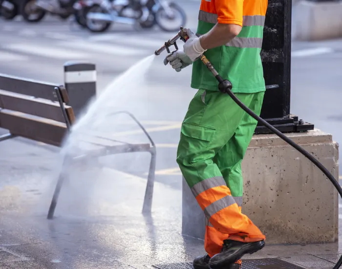 Shopping center / plaza cleaning